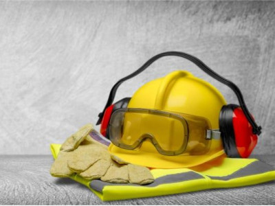 Спецодяг та засоби індивідуального захисту