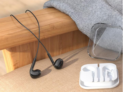 Провідні навушники