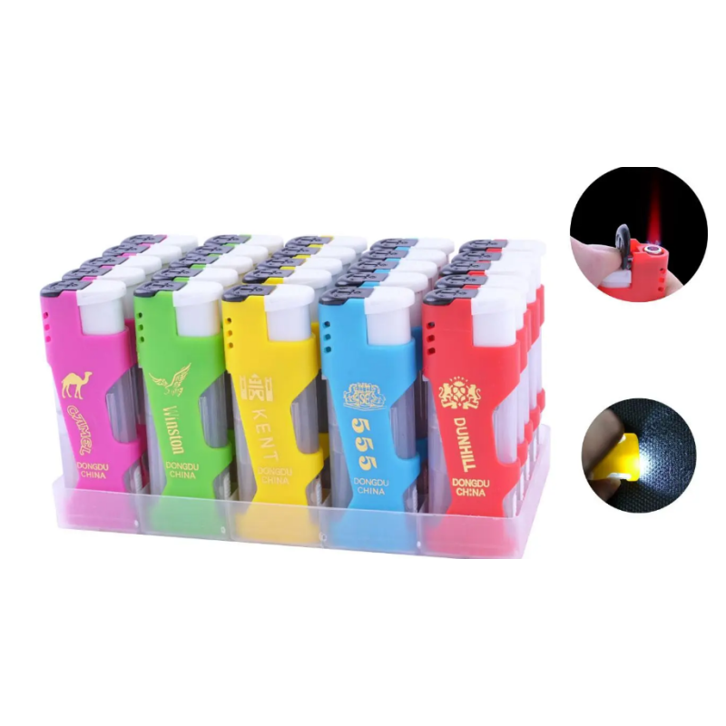 Запальничка кольорова пластикова із ліхтарем 818-25  уп.50 шт