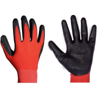 Рукавичка Стріч червоно-чорна р.10 12/600