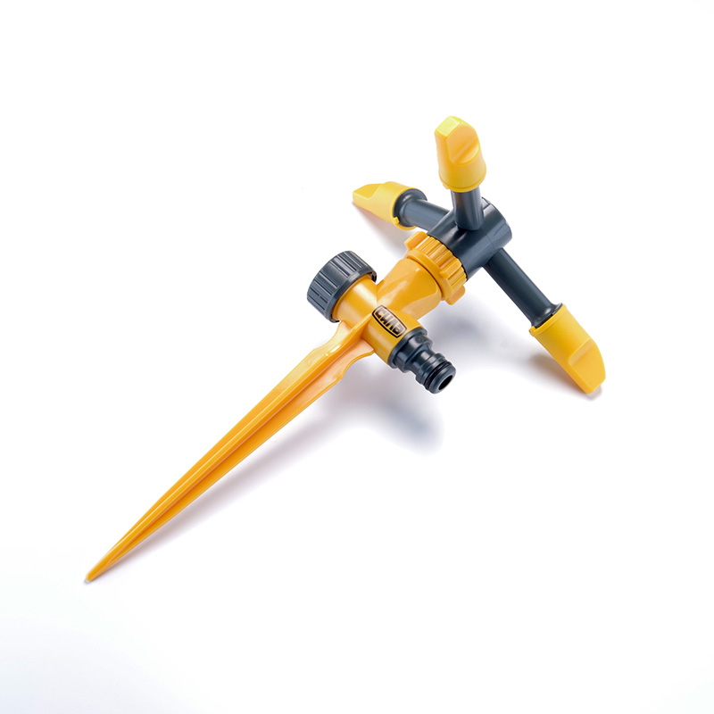 Дощувач колоовий з обертовою головкою на пластиковому кілочку  (СИЛА)