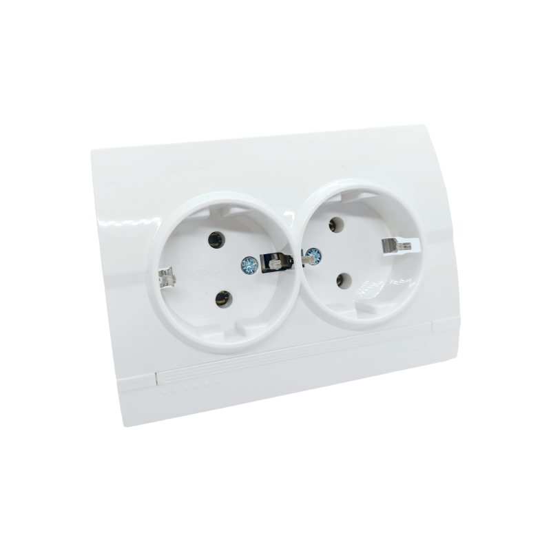 DERIY Розетка подвійна із заземленням біла (1/10шт/120шт)