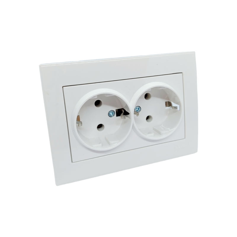RAIN Розетка подвійна із заземленням ПБТ біла (1/10шт/120шт)