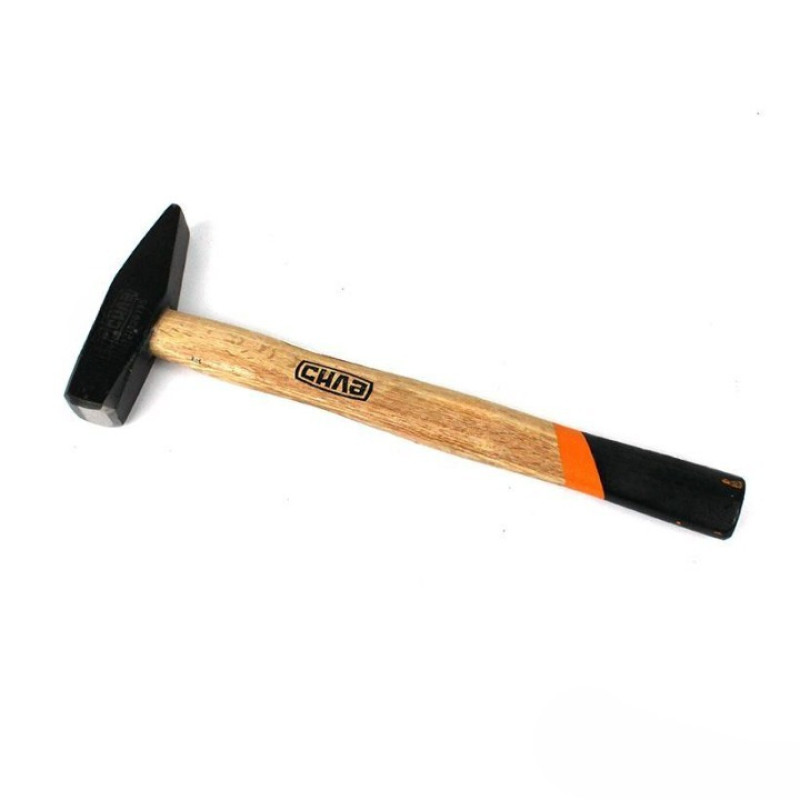 Молоток слюсарний 600гр з дерев'яною ручкою (СИЛА - Інструмент)