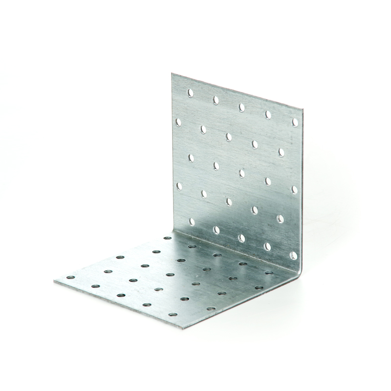 Кутник симетричний 100*100*100*2,0мм оцін. (пач. 5шт.) (APRO)