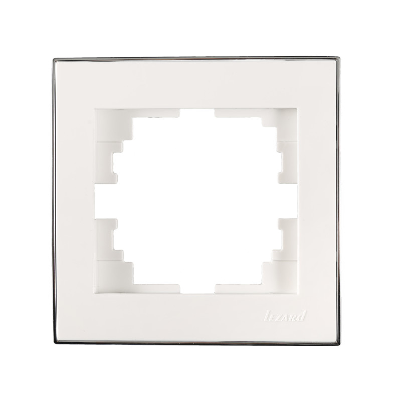 RAIN Рамка одинарна біла з боковою вставкою хром (1/20шт/240шт)