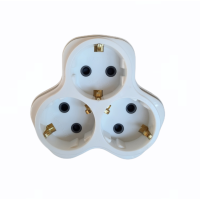 Розгалужувач 2003, 3 гнізда із заземленням, білий