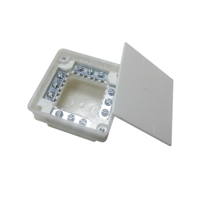 Коробка з колодками для прихованої проводки квадратна Bylectrica КМ-212